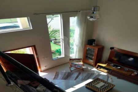 Casa à venda com 2 quartos no condomínio Portal do Bosque, Louveira - SP