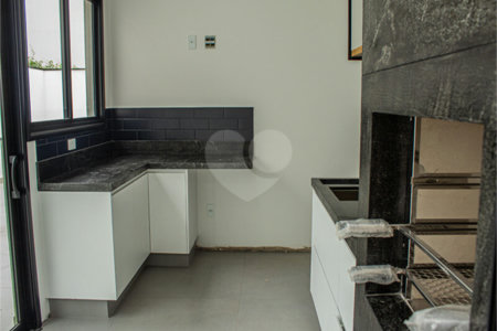 Casa à venda com 3 suítes no condomínio Residencial Central Parque, Salto - SP