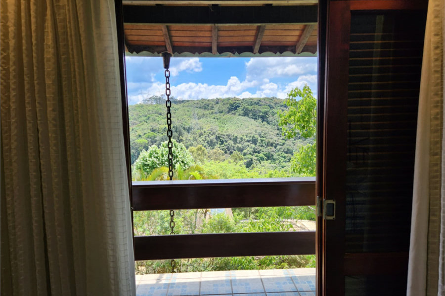 Casa à venda com 5 suítes no condomínio Suíça da Cantareira, Mairiporã - SP