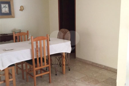 Sobrado à venda com 3 quartos, sendo 1 suíte, em Vila Mariana, São Paulo, SP