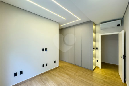 Casa à venda com 3 suítes no condomínio Residencial Helvétia Park, Indaiatuba - SP