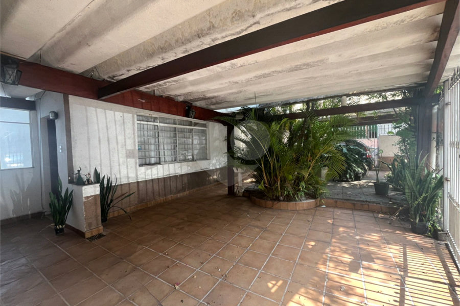 Casa à venda com 7 quartos em Imirim, São Paulo, SP