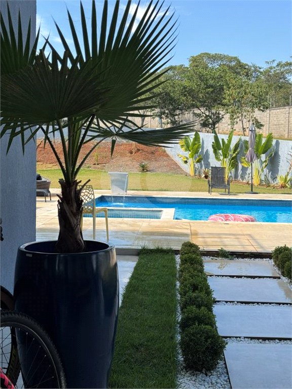 Casa à venda com 4 suítes no condomínio Fazenda Palmeiras Imperiais, Salto - SP