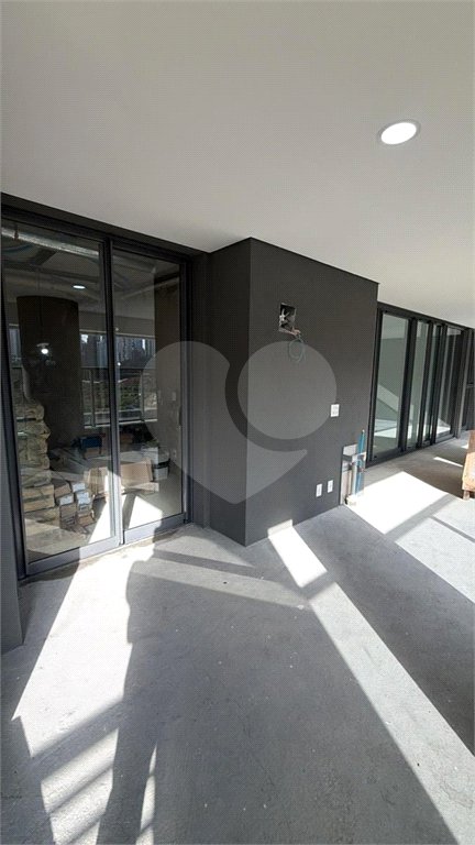 Apartamento à venda com 4 suítes em Vila Cordeiro, São Paulo, SP