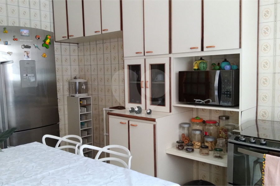 Sobrado à venda com 4 quartos em Tremembé, São Paulo, SP