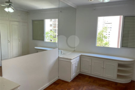 Apartamento à venda ou para alugar com 3 quartos, sendo 1 suíte, em Jardim Paulista, São Paulo, SP