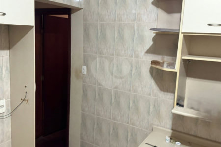 Casa à venda com 4 quartos, sendo 1 suíte, em Vila Santana, Sorocaba, SP