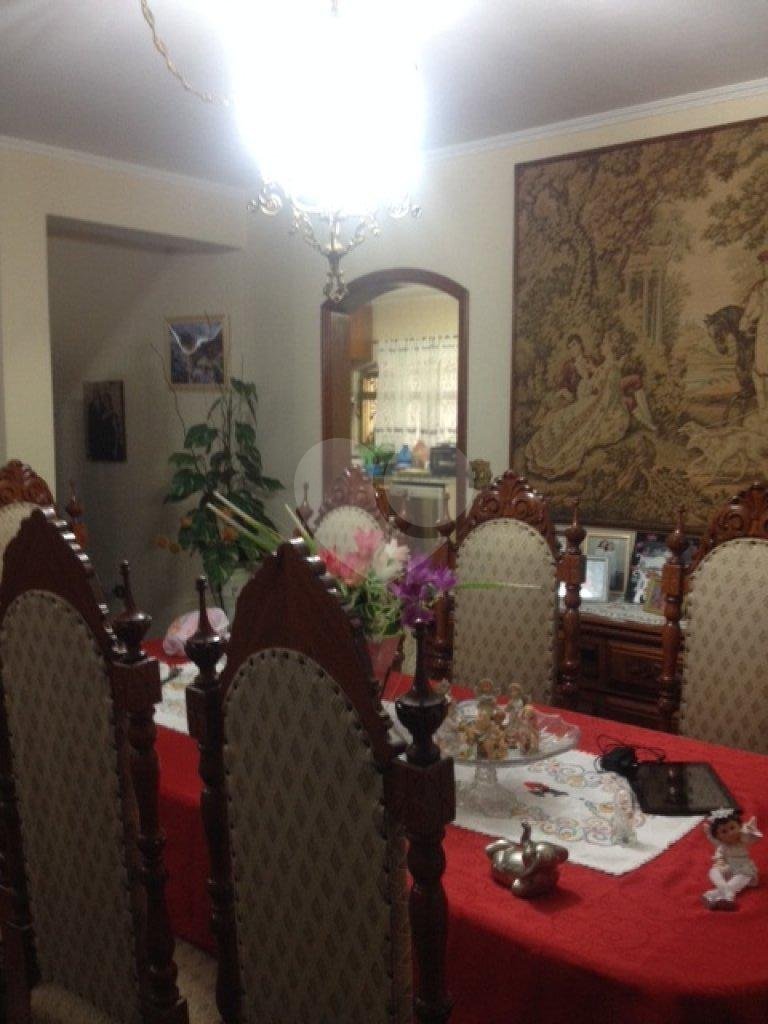 Casa à venda com 4 quartos, sendo 3 suítes, em Vila Paiva, São Paulo, SP