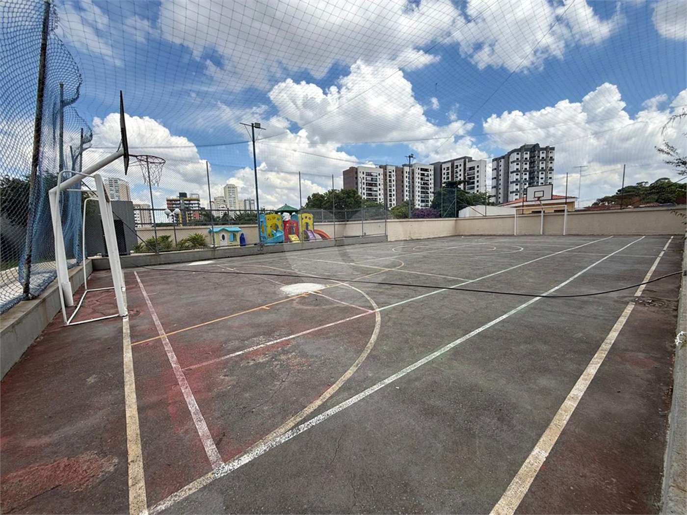Apartamento à venda com 3 quartos, sendo 1 suíte, em Vila Paulicéia, São Paulo, SP