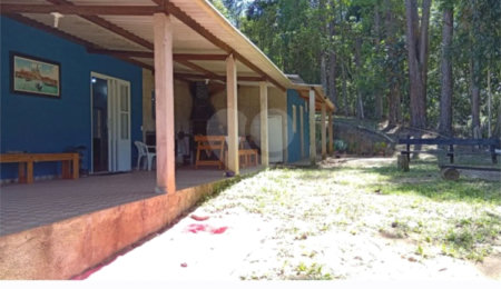 Chácara à venda com 4 quartos em Parque Maria Fernandes, São Paulo, SP