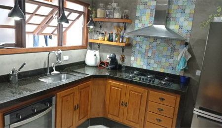 Sobrado à venda com 3 quartos, sendo 1 suíte,  em Parque São George, Cotia, SP