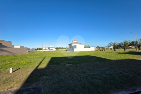 Terreno à venda em Ogiva, Cabo Frio, RJ
