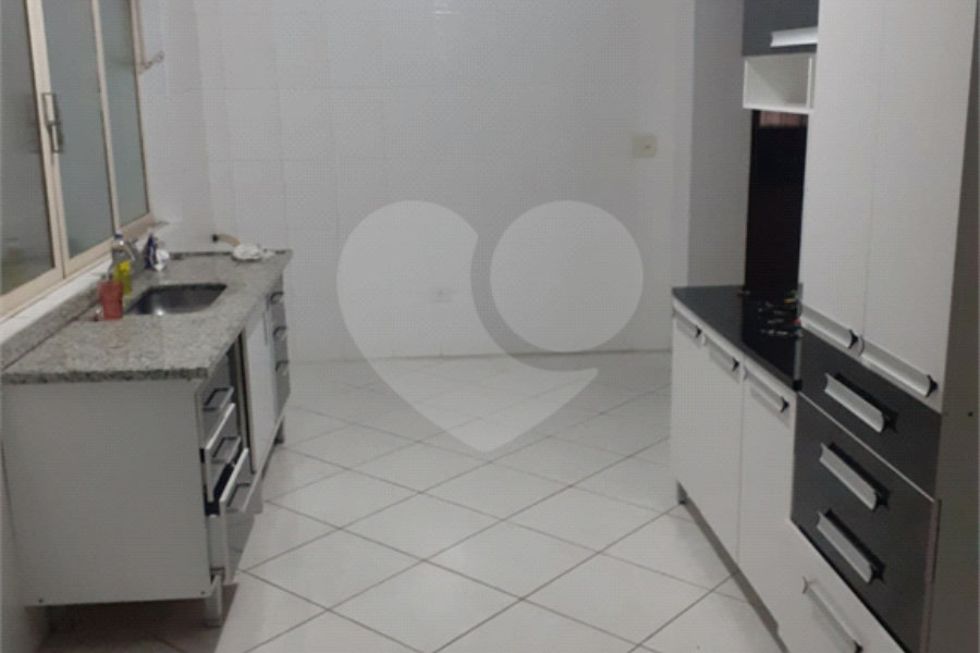 Sobrado à venda com 4 quartos, sendo 1 suíte, em Freguesia do Ó, São Paulo, SP