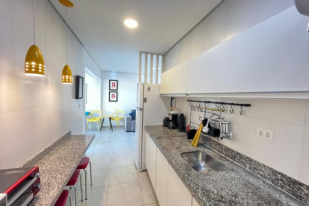 Oportunidade em Pitangueiras! Apartamento de 2 Dormitórios a Poucos Passos da Praia