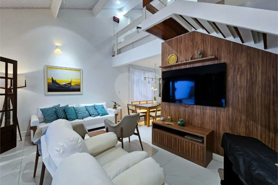 Casa à venda com 4 quartos, sendo 2 suítes, em Riviera de São Lourenço, Bertioga, SP