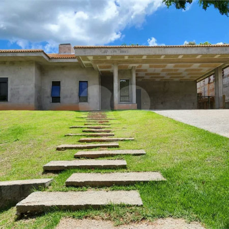 Casa Térrea á venda no Condominio Residencial Jardim Primavera em Louveira SP