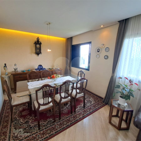 Apartamento à venda com 3 suítes em Vila Suzana, São Paulo, SP