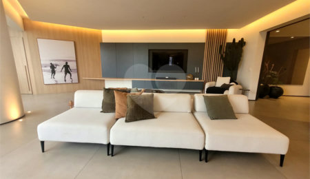 Apartamento à venda com 4 quartos, sendo 1 suíte,  em Ipanema, Rio de Janeiro, RJ