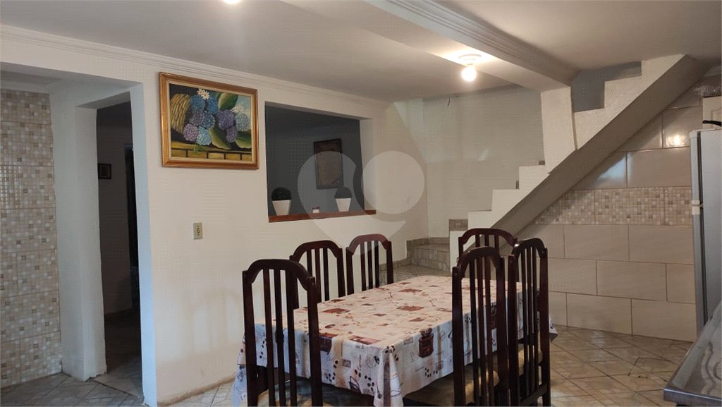 Sobrado à venda com 5 quartos, sendo 1 suíte, em Jardim Brogotá, Atibaia, SP