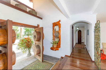 Casa à venda com 4 suítes em Granja Viana, Cotia, SP