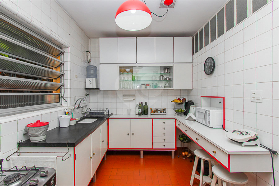 Sobrado à venda com 5 quartos em Vila Mariana, São Paulo, SP