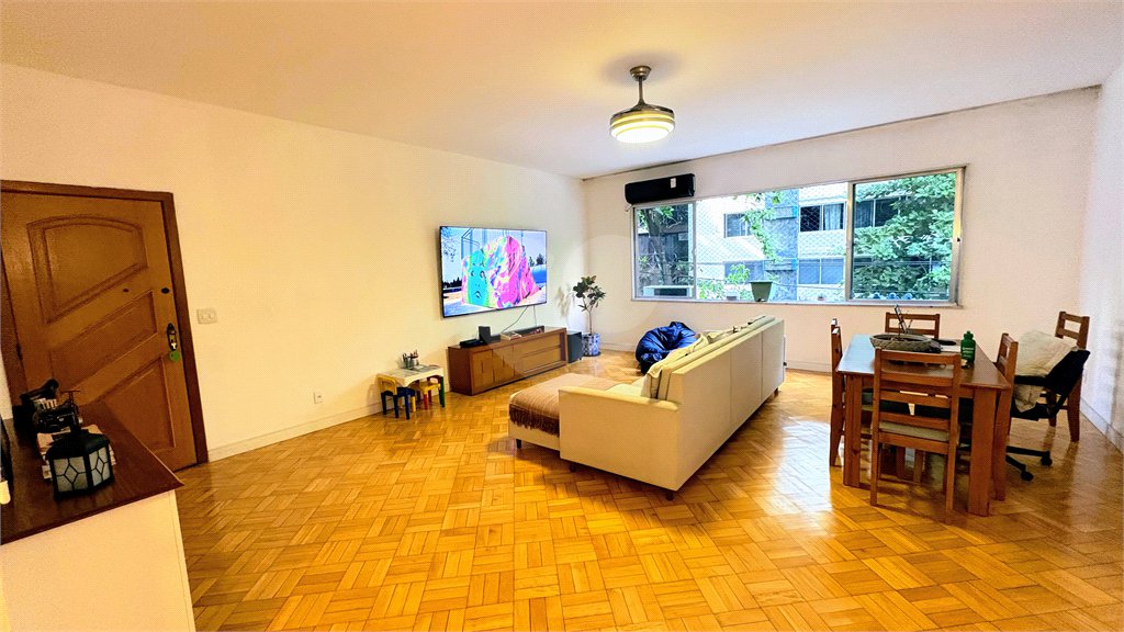 Apartamento à venda com 3 quartos, sendo 1 suíte, em Tijuca, Rio de Janeiro, RJ
