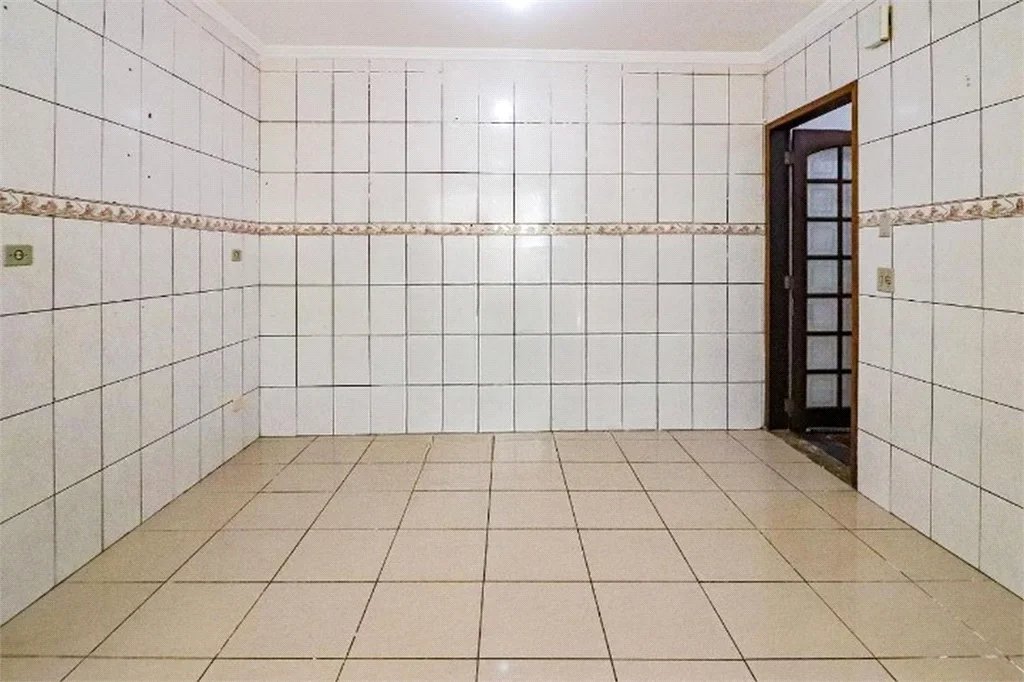 Casa à venda com 3 quartos, sendo 2 suítes, em Ferreira, São Paulo, SP