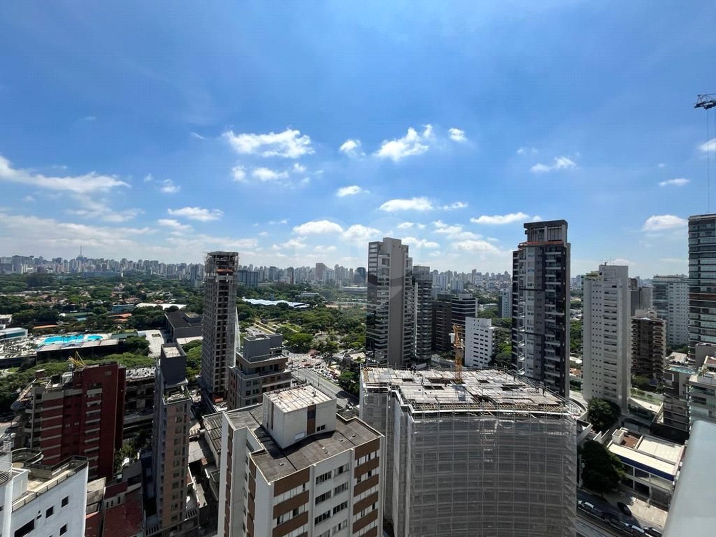Apartamento à venda com 1 quarto em Moema, São Paulo, SP