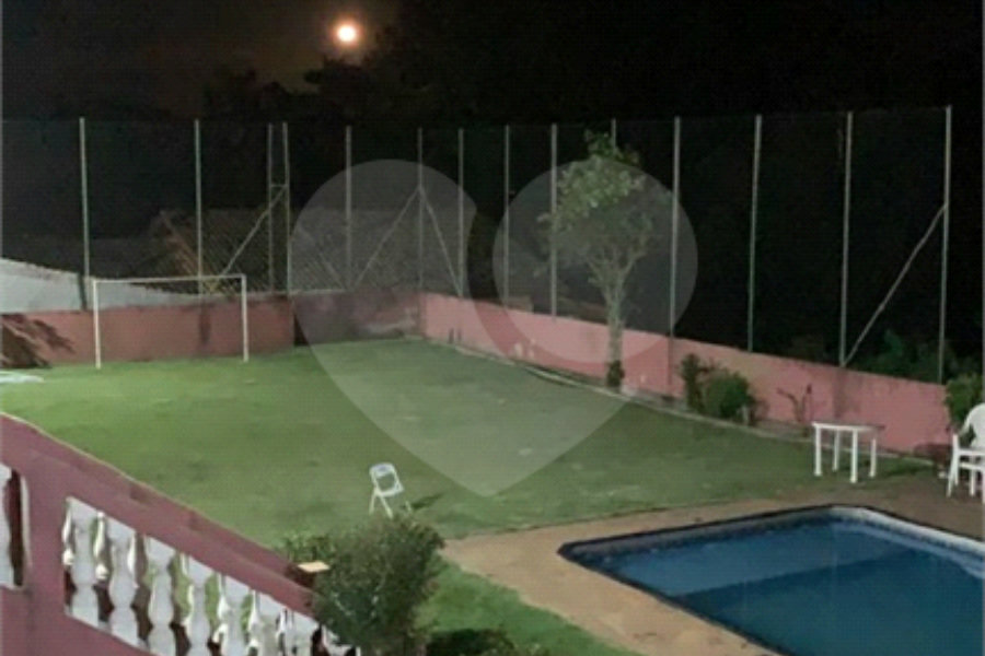 Casa à venda com 4 quartos, sendo 1 suíte, em Loteamento Rancho Maringá II, Atibaia, SP