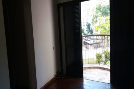 Apartamento à venda com 4 quartos, sendo 3 suítes,  em Vila Andrade, São Paulo, SP