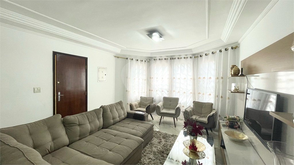 Sobrado à venda com 3 quartos, sendo 1 suíte, em Vila Guilherme, São Paulo, SP
