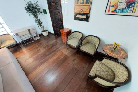Casa à venda com 6 quartos, sendo 1 suíte,  em Vila Morse, São Paulo, SP
