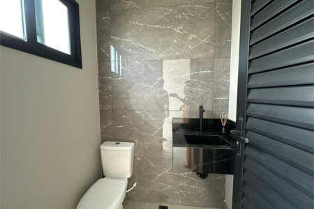 Casa à venda com 3 quartos, sendo 1 suíte, em Vila Carolina, Itapetininga, SP