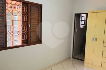 Casa à venda com 4 suítes em Jardim Bandeiras, Jundiaí, SP