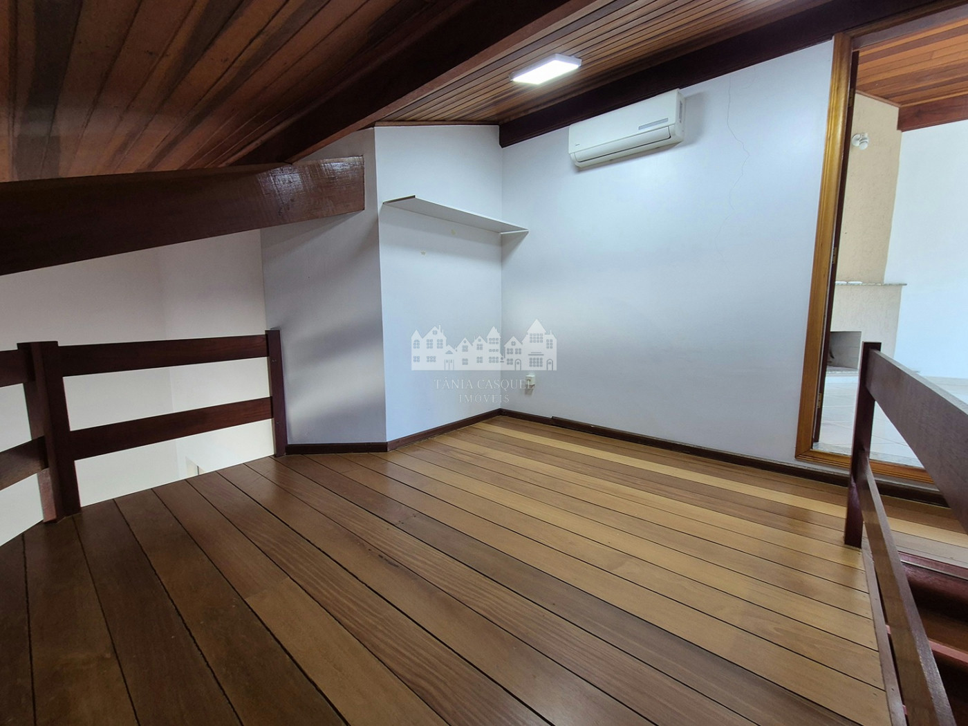 Casa à venda com 3 quartos, sendo 1 suíte, em Retiro das Fontes, Atibaia, SP