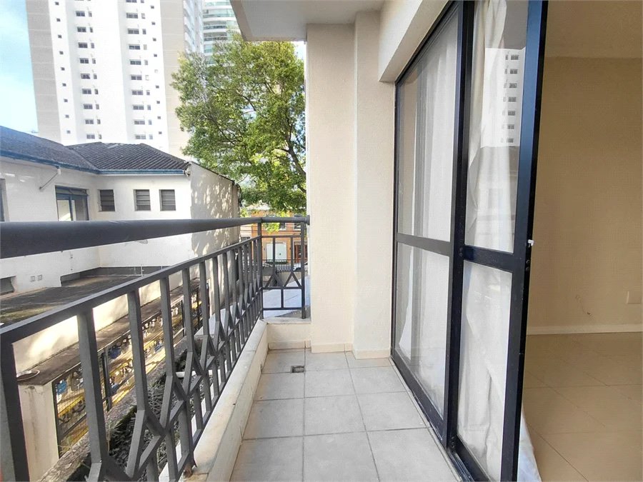 Apartamento à venda com 3 quartos, sendo 1 suíte, em Vila Romana, São Paulo, SP