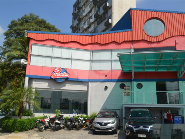 Prédio à venda em Real Parque, São Paulo, SP