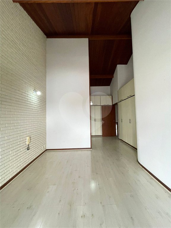 Casa à venda com 3 quartos, sendo 1 suíte, em Jardim Tapajós, Atibaia, SP