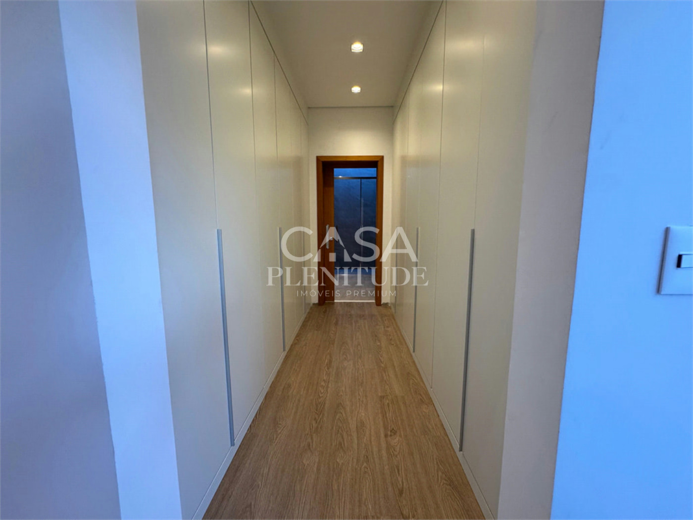 Casa em condomínio à venda ou para alugar com 4 suítes em Chácara Santa Terezinha, Araçoiaba da Serra, SP