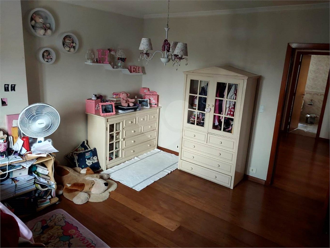 Casa à venda com 4 quartos, sendo 2 suítes,  em Jardim Japão, São Paulo, SP