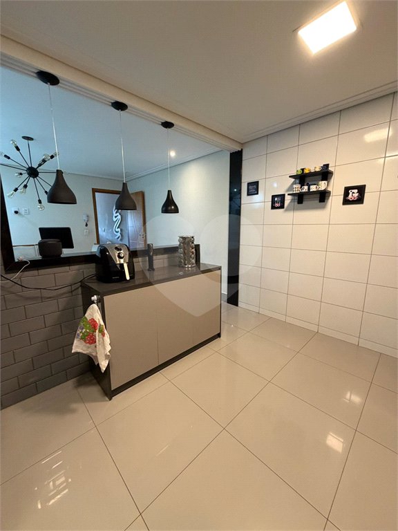 Casa à venda com 3 suítes em Vila Comercial, São Paulo, SP