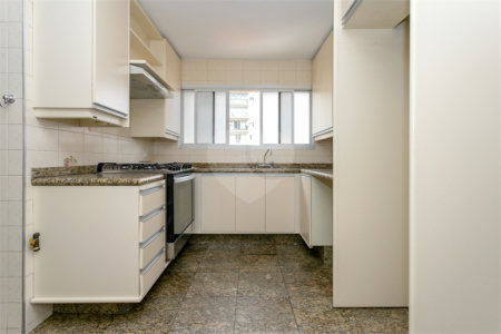 Apartamento à venda com 4 quartos, sendo 3 suítes, em Perdizes, São Paulo, SP