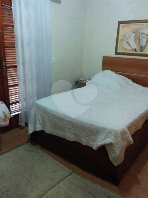 Sobrado à venda com 3 quartos, sendo 1 suíte, em Tremembé, São Paulo, SP