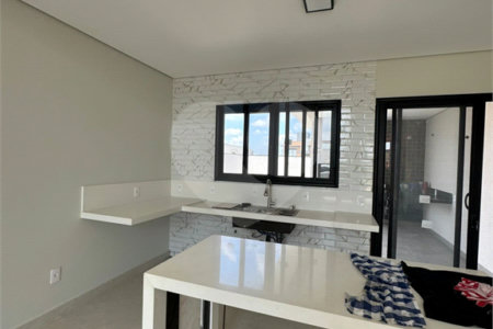Casa à venda com 3 quartos, sendo 1 suíte, no condomínio Reserva Central Parque, Salto - SP