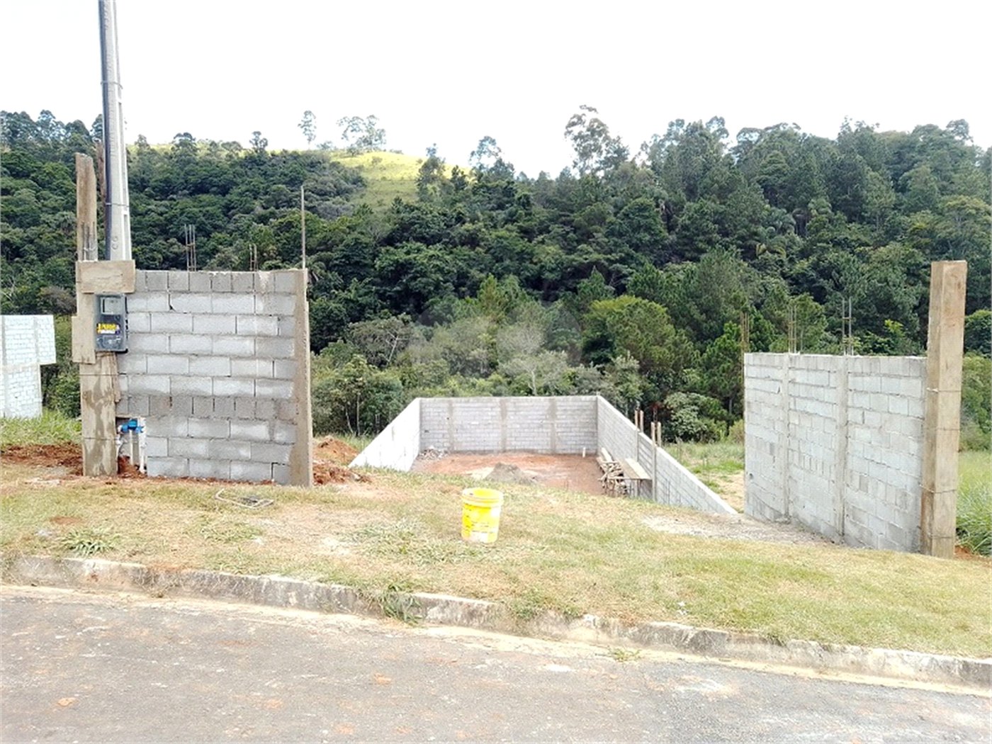 Terreno à venda no Centro, Bom Jesus dos Perdões, SP