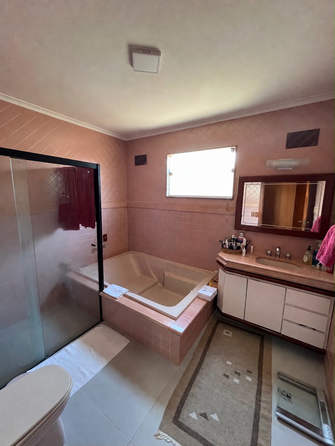 Casa à venda com 3 quartos, sendo 1 suíte,  em Santos Dumont, Três Lagoas, MS