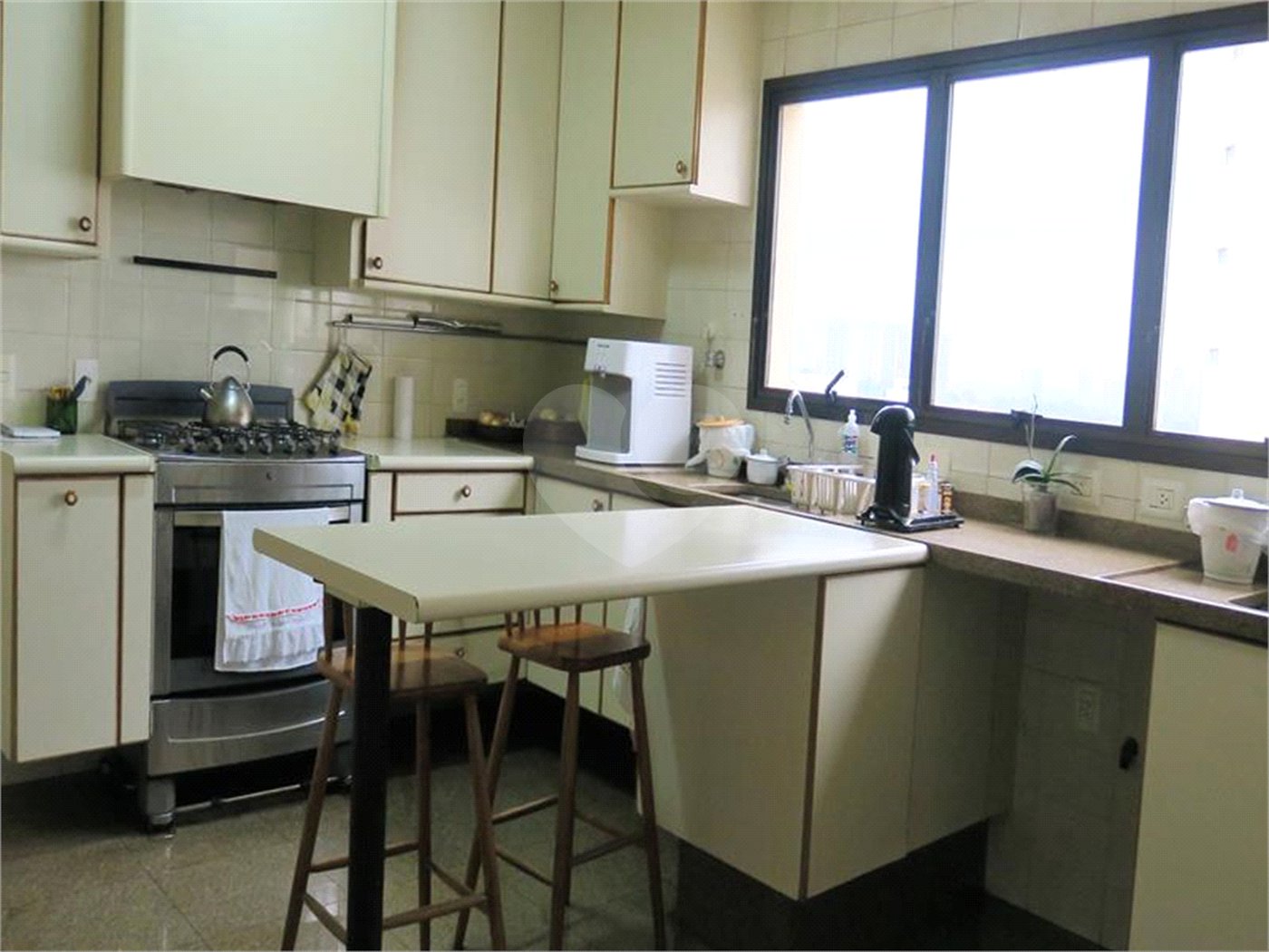 Apartamento à venda com 3 quartos, sendo 2 suítes, em Real Parque, São Paulo, SP