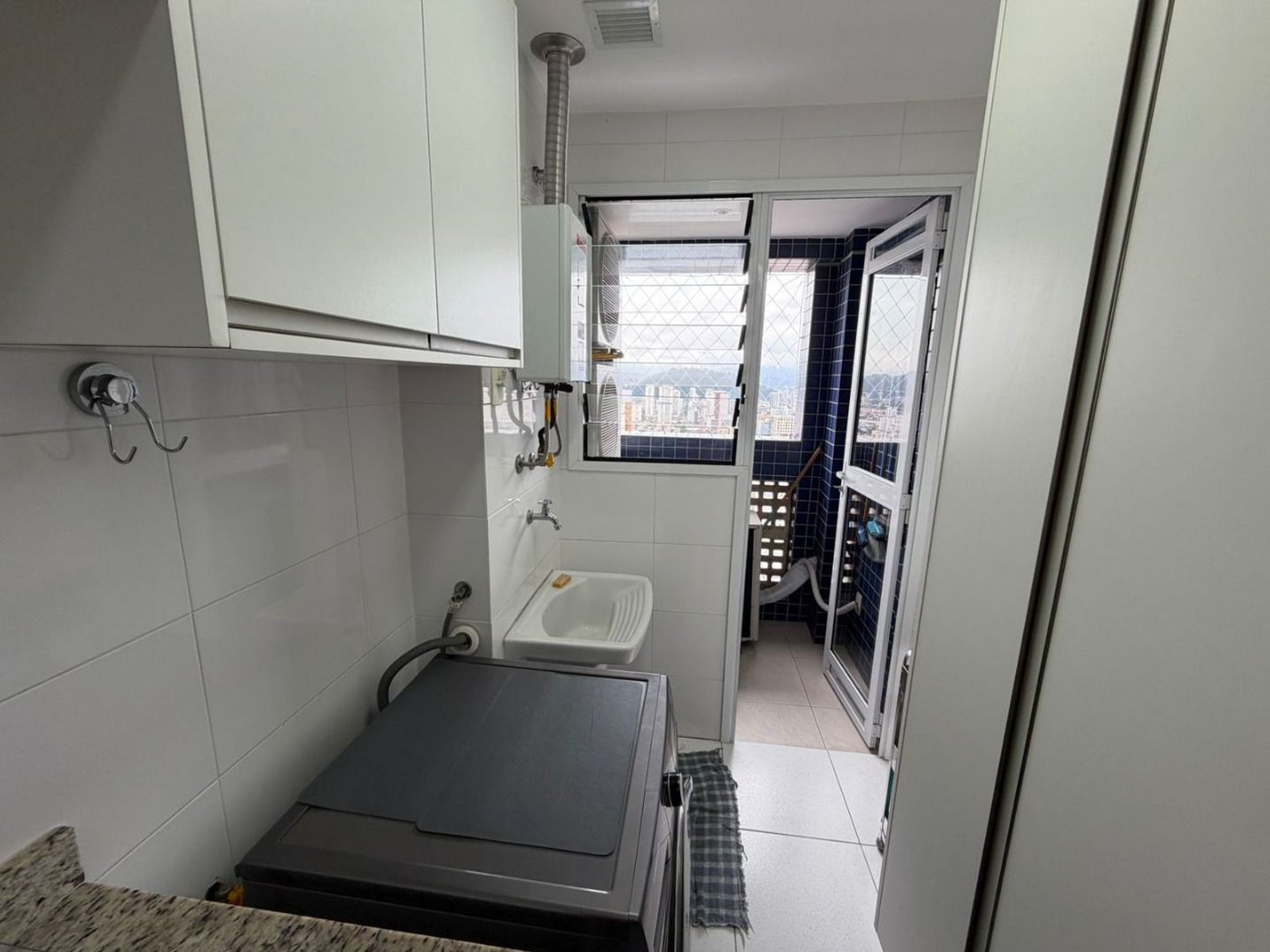 Apartamento com 2 dormitórios à venda, 83 m² por R$ 1.430.000,00 - Gonzaga - Santos/SP