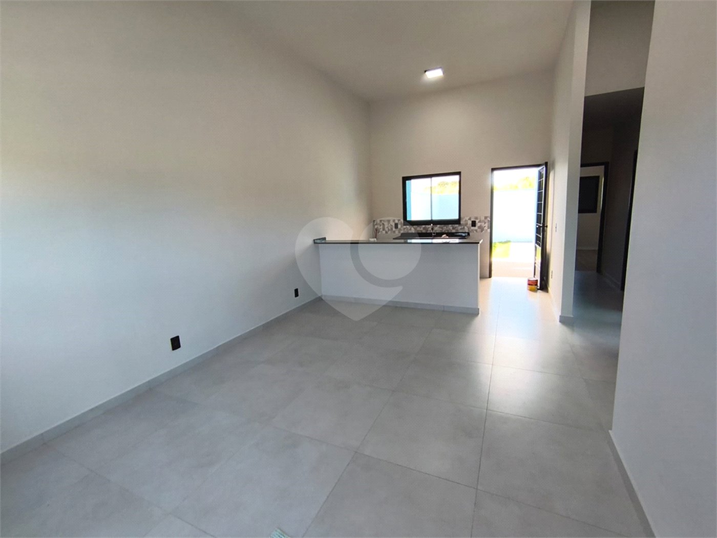 Casa à venda com 3 quartos, sendo 1 suíte, em Parque Itapê, Itapetininga, SP