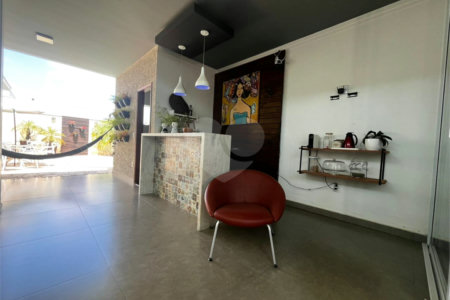 Casa à venda com 3 suítes no condomínio Portal dos Pinheiros, Itapetininga - SP